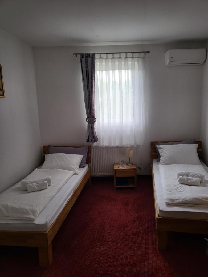 Nihad B&B Visoko Ngoại thất bức ảnh