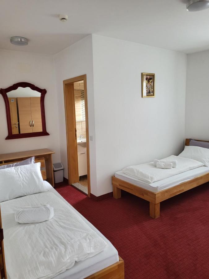 Nihad B&B Visoko Ngoại thất bức ảnh